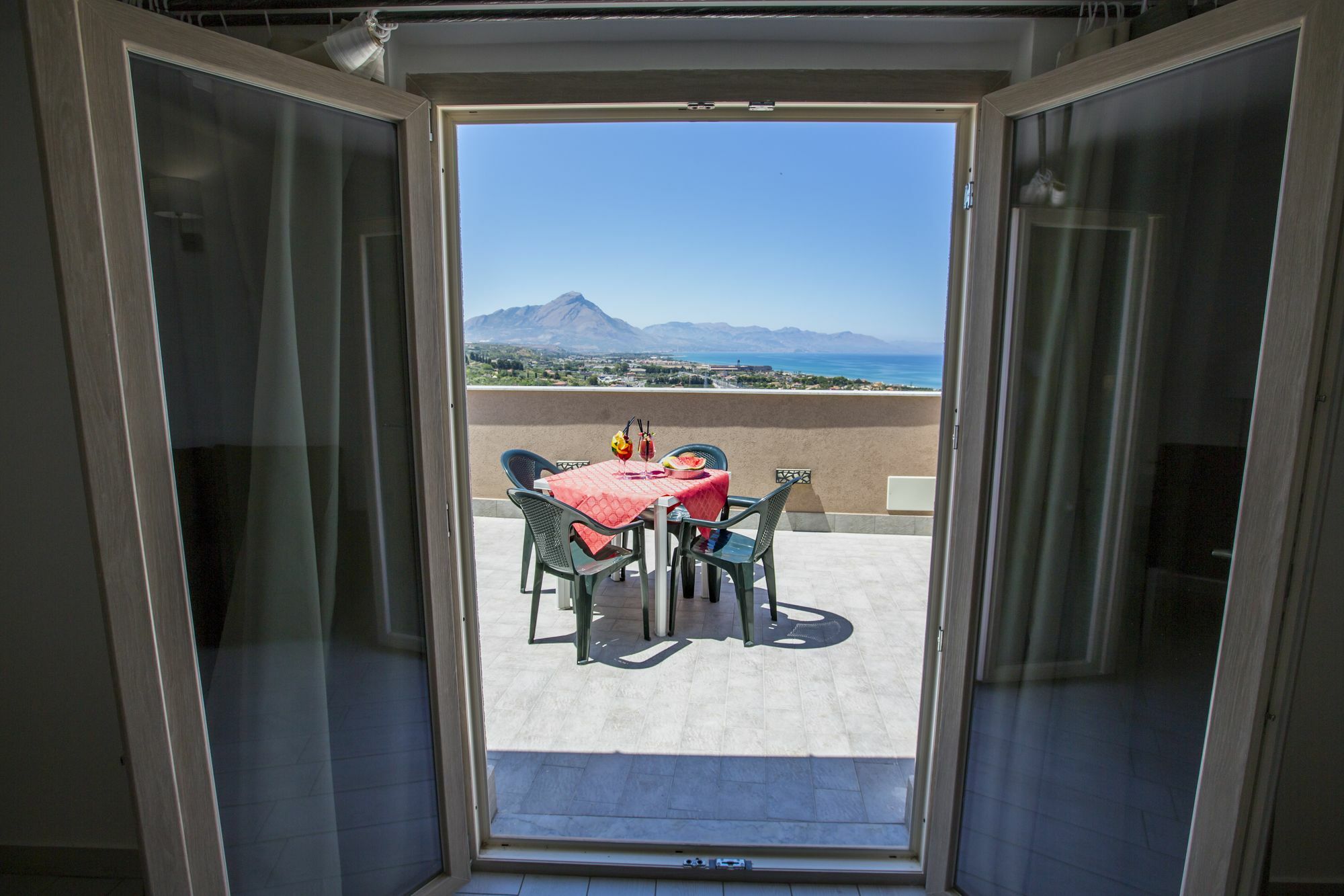 Belvedere Rent Rooms Campofelice Di Roccella Exterior foto
