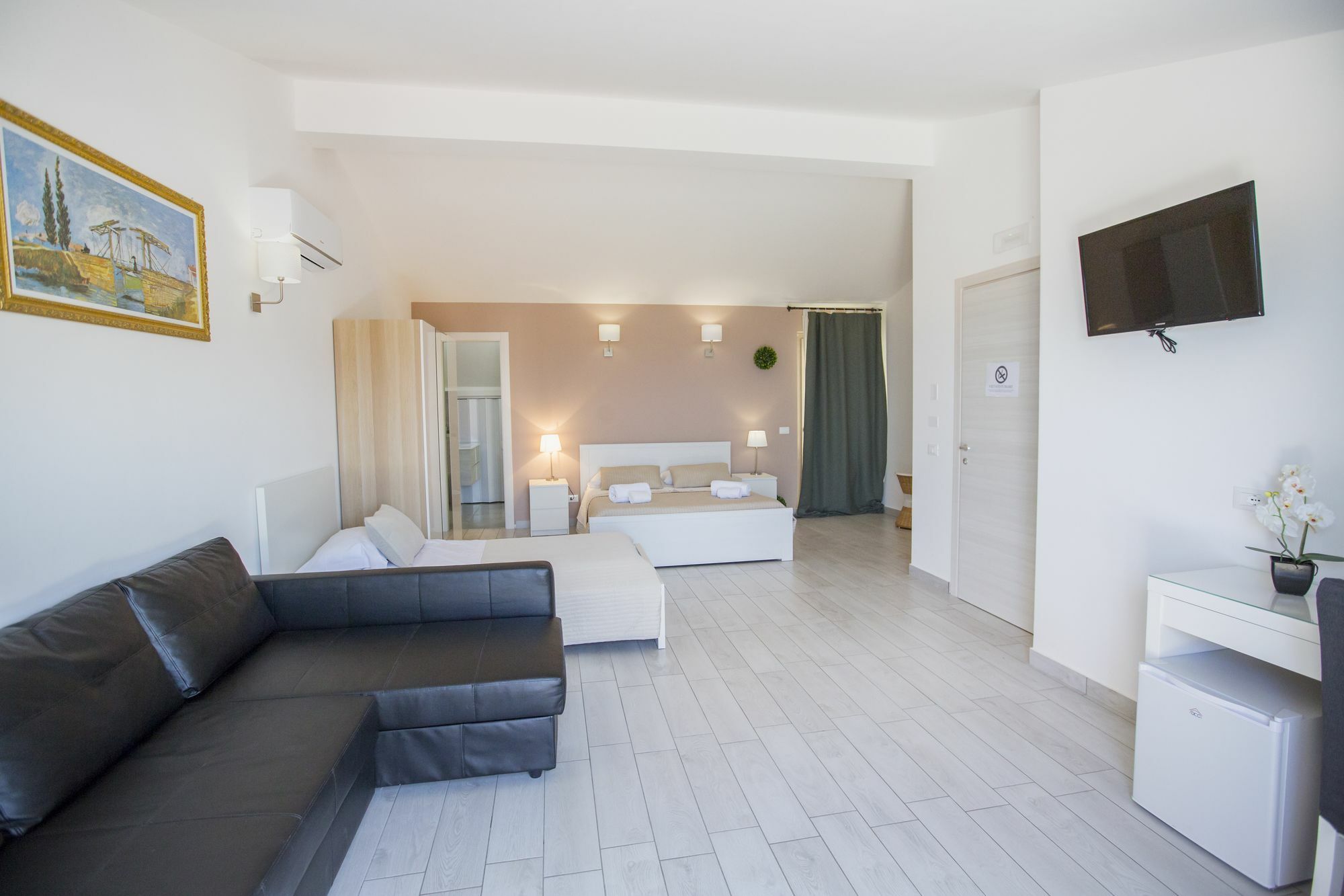 Belvedere Rent Rooms Campofelice Di Roccella Exterior foto